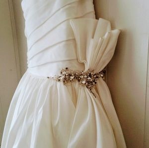 White; Silk; Fit&Flare